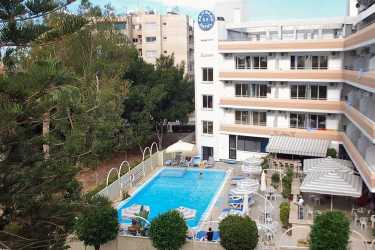 Zakwaterowanie, San Remo ** hotel w Larnace