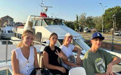 !tr_error=pl->oboz_mlodziezowy_zagraniczny!, WŁOCHY – Rimini - Hotel Moroni *** . Obóz młodzieżowy 12-18 lat.