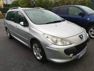 Wynajem samochodu, Wynajem samochodu w Neapolu Peugeot 307sw 7 osobowy